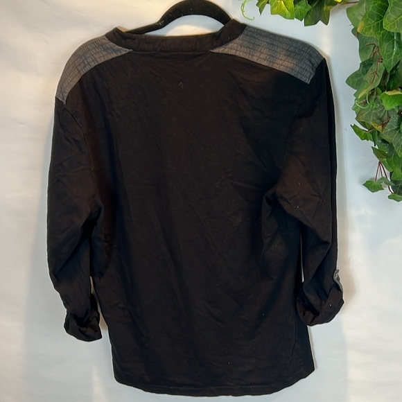 Inc Collection Black Tee - Picture 5 of 6